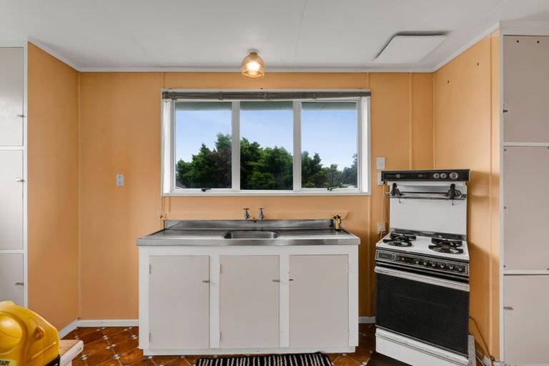 Photo of property in 19 Rangitake Drive, Spotswood, New Plymouth, 4310