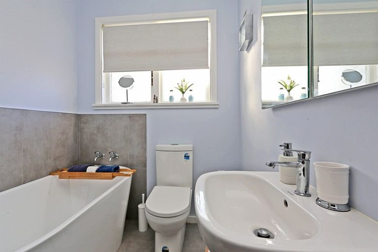 Photo of property in 18a Rutherford Road, Marewa, Napier, 4110