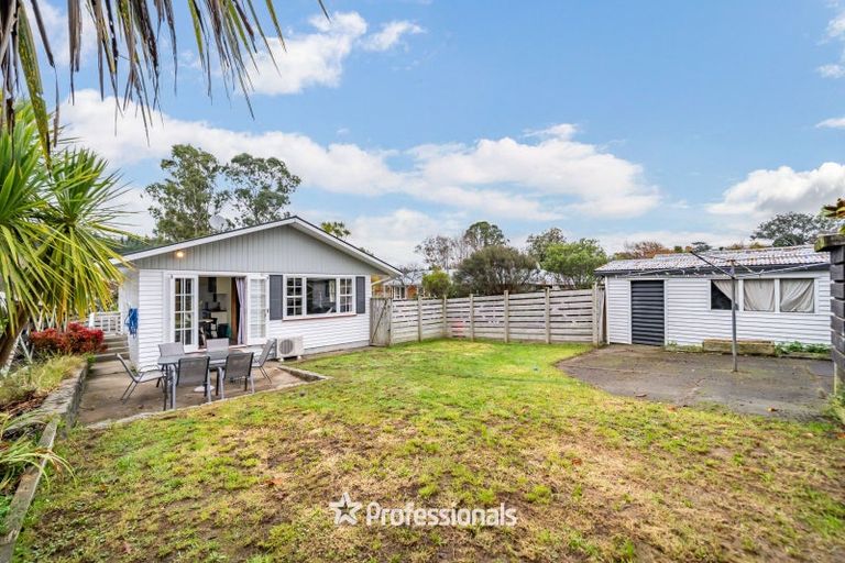 Photo of property in 73 Norana Road, Timberlea, Upper Hutt, 5018