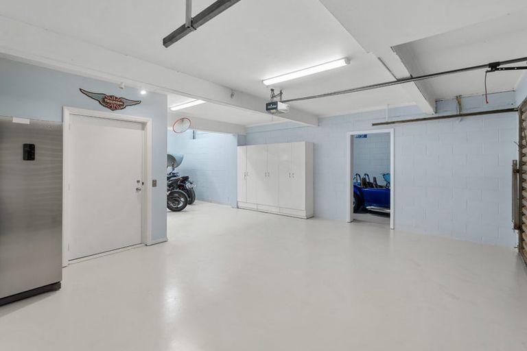 Photo of property in 9 Woodside Common, Westmorland, Christchurch, 8025