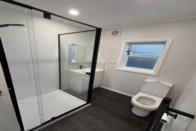 Photo of property in 88 Victoria Street, Carterton, 5713