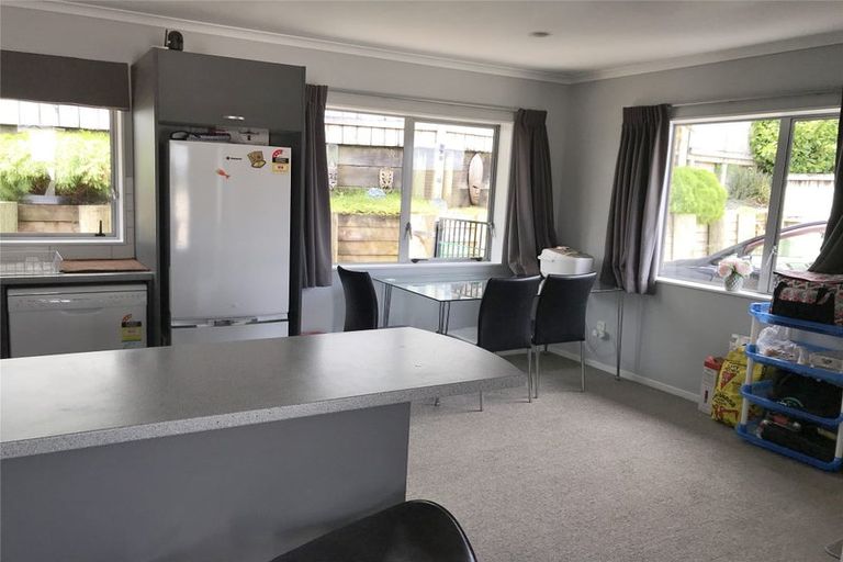 Photo of property in 26 Pointon Glade, Grandview Heights, Hamilton, 3200