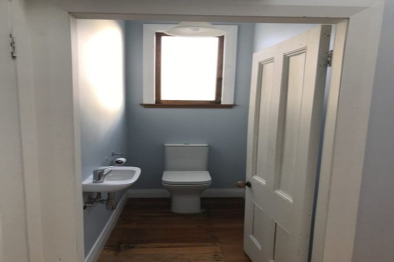 Photo of property in 92 Britomart Street, Berhampore, Wellington, 6023