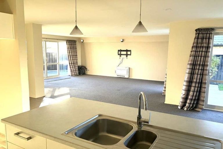 Photo of property in 584b Madras Street, St Albans, Christchurch, 8014