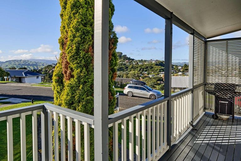 Photo of property in 22 Thimble Lane, Whitby, Porirua, 5024