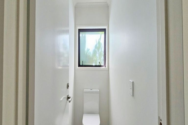 Photo of property in 26a Kowhai Road, Campbells Bay, Auckland, 0630