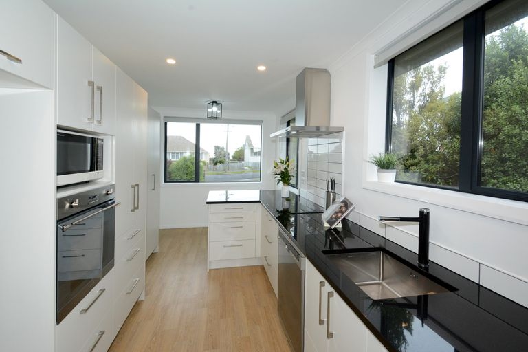 Photo of property in 20 Lock Street, Saint Clair, Dunedin, 9012