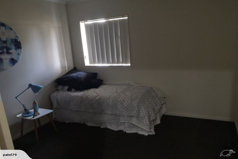 Photo of property in 37 Westglen Place, Ranui, Auckland, 0612