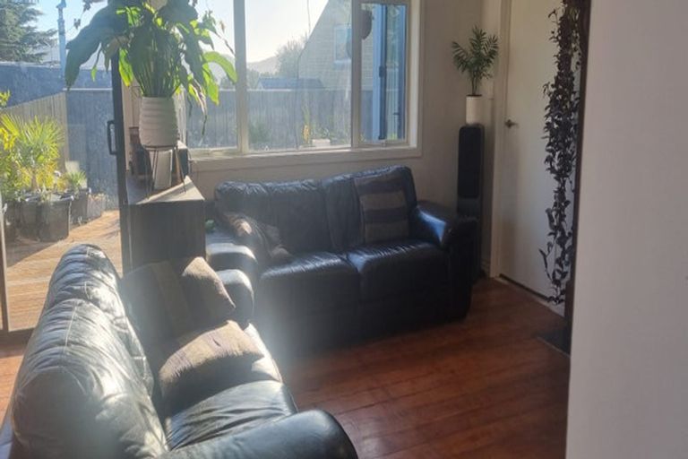 Photo of property in 4 Marine Drive, Diamond Harbour, 8972