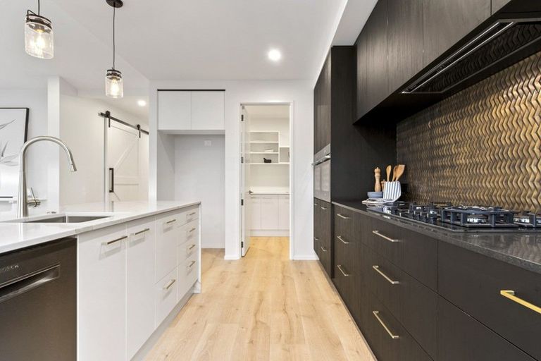 Photo of property in 37 Colpoma Close, Papamoa Beach, Papamoa, 3118