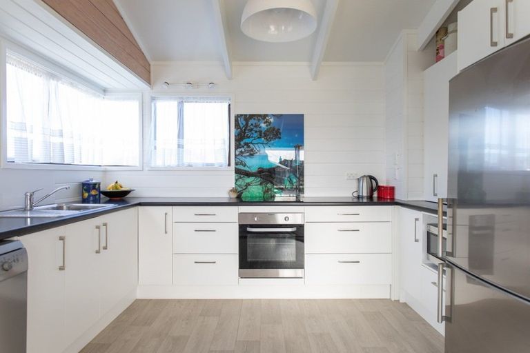 Photo of property in 98 Captain Cook Road, Cooks Beach, Whitianga, 3591