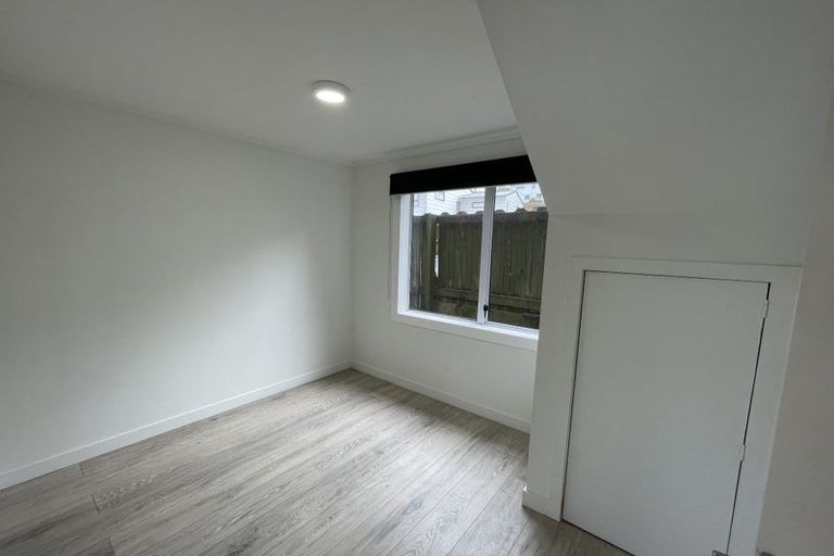 Photo of property in 19a Langton Road, Stanmore Bay, Whangaparaoa, 0932