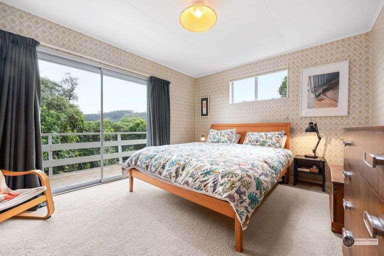 Photo of property in 3d Maungaraki Road, Korokoro, Lower Hutt, 5012