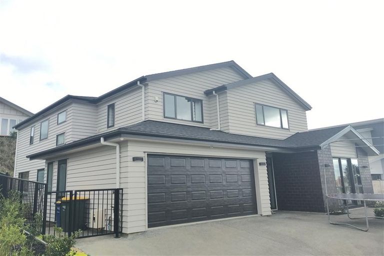 Photo of property in 33 Remuremu Street, Long Bay, Auckland, 0630