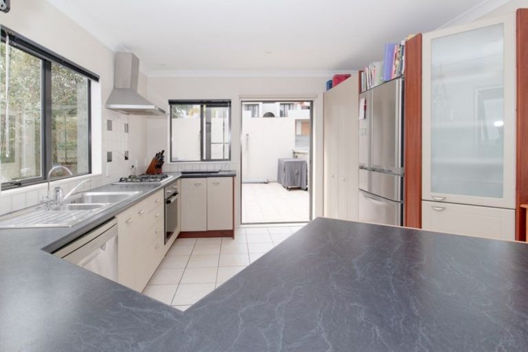 Photo of property in 46 Monte Cassino Place, Birkdale, Auckland, 0626