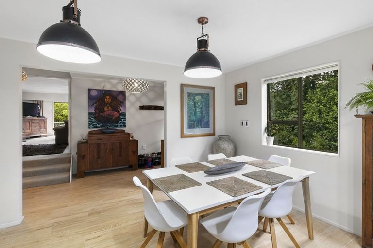 Photo of property in 11 Avian Crescent, Blue Mountains, Upper Hutt, 5371