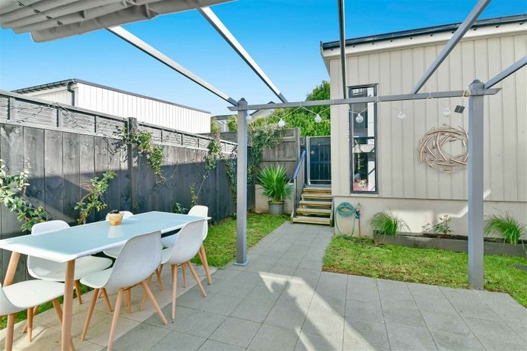 Photo of property in 117 Bonair Crescent, Silverdale, 0932