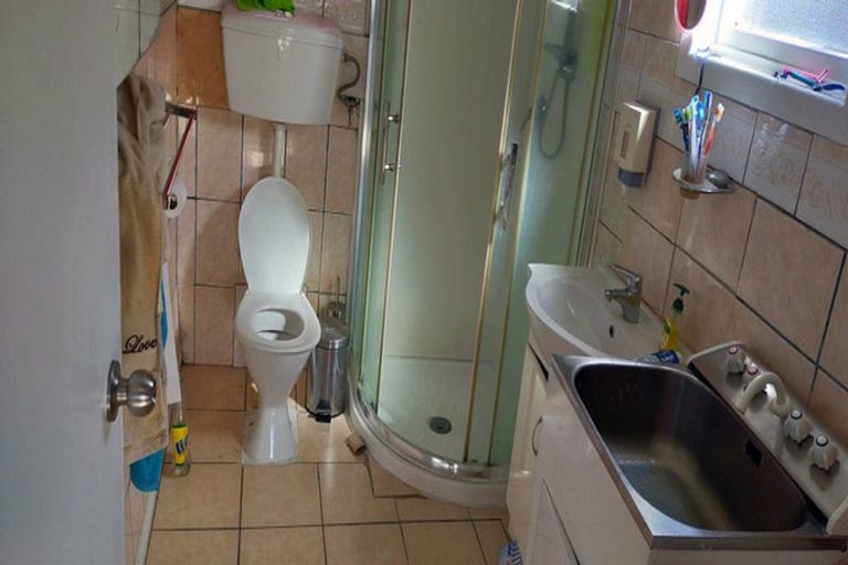 Photo of property in 71 Puhinui Road, Papatoetoe, Auckland, 2104