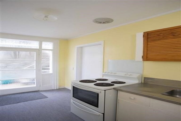 Photo of property in 36 Reuben Avenue, Brooklyn, Wellington, 6021