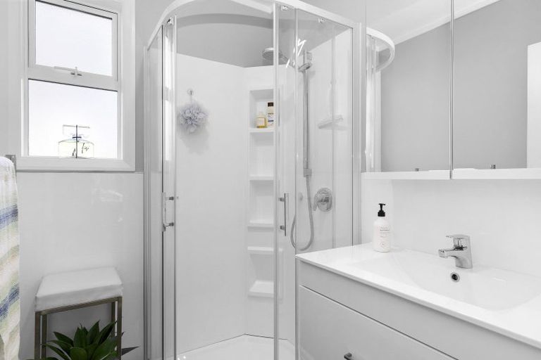 Photo of property in 49 Chapman Crescent, Naenae, Lower Hutt, 5011