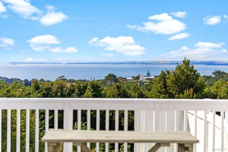 Photo of property in 505 East Coast Road, Murrays Bay, Auckland, 0630