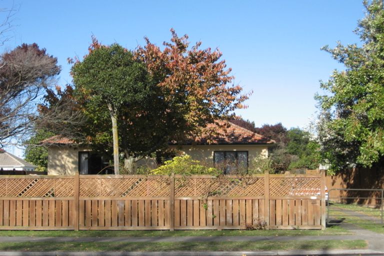 Photo of property in 98 Latham Street, Marewa, Napier, 4110