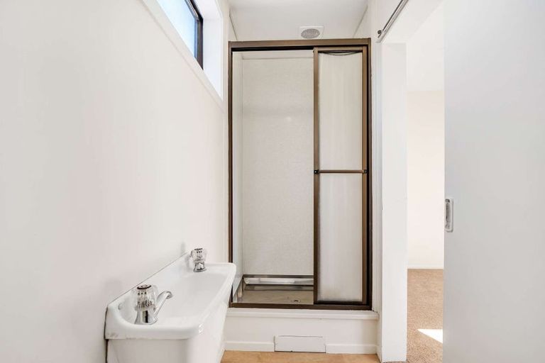 Photo of property in 46a Coopers Road, Dallington, Christchurch, 8061