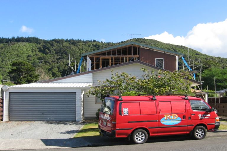 Photo of property in 53 Holdsworth Avenue, Trentham, Upper Hutt, 5018