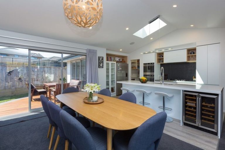 Photo of property in 3 Garrett Drive, Whalers Gate, New Plymouth, 4310