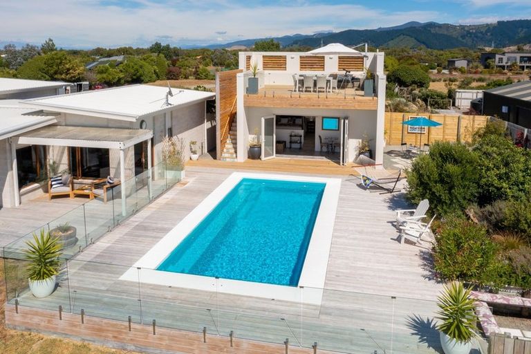 Photo of property in 29 Edgewater Place, Rarangi, Blenheim, 7273