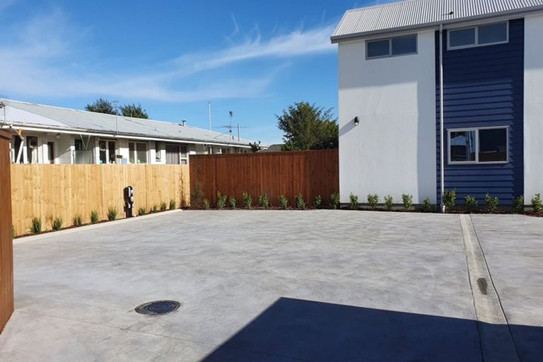 Photo of property in 2/260 Lincoln Road, Addington, Christchurch, 8024