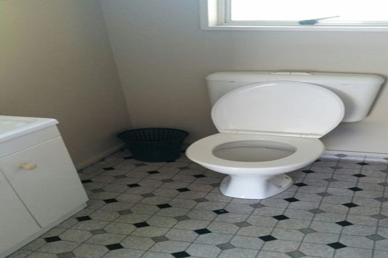 Photo of property in 81 Glenpark Avenue, Mornington, Dunedin, 9011