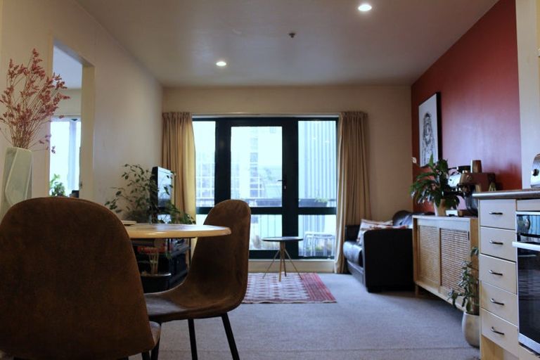 Photo of property in Courtenay Apartments, 407/120 Courtenay Place, Te Aro, Wellington, 6011