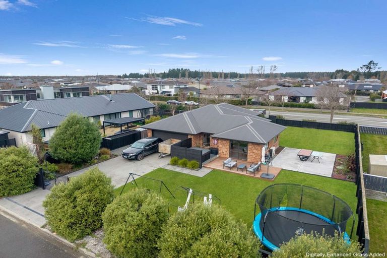 Photo of property in 114 Pegasus Boulevard, Pegasus, 7612