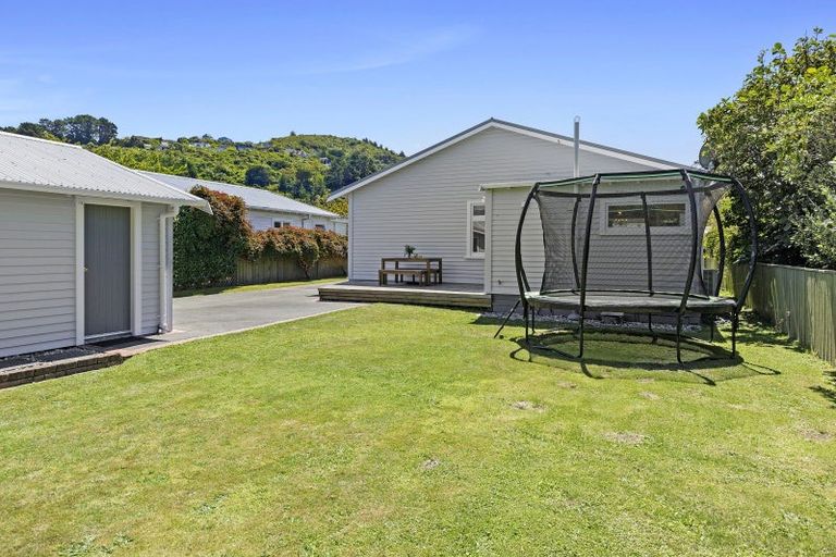 Photo of property in 30 Beaumont Avenue, Alicetown, Lower Hutt, 5010