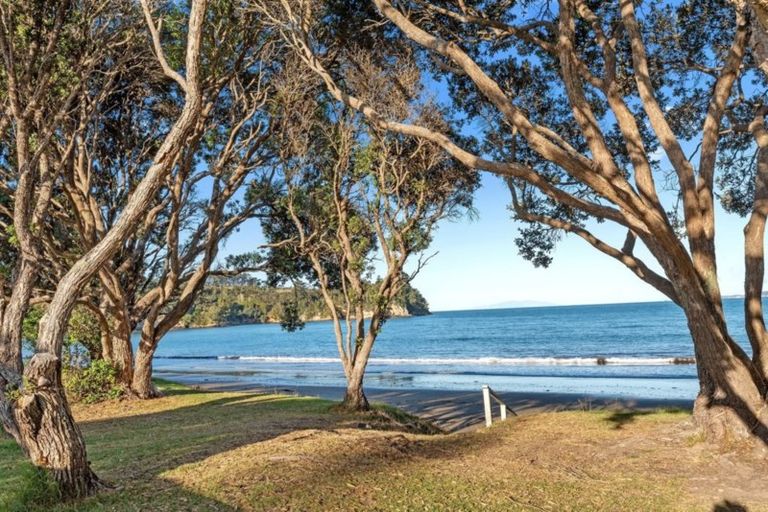 Photo of property in 1/16 Ocean View Road, Hatfields Beach, Orewa, 0931