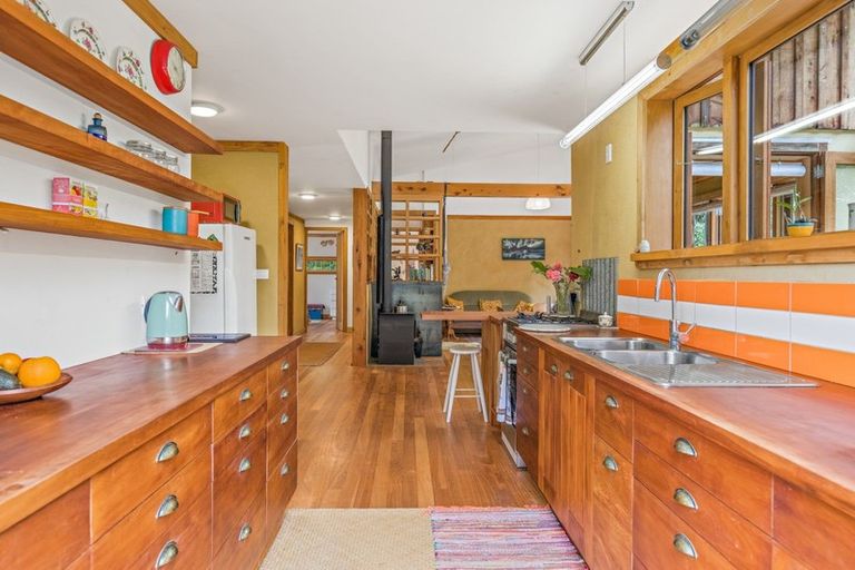 Photo of property in 968 Kaipara Flats Road, Kaipara Flats, Warkworth, 0984