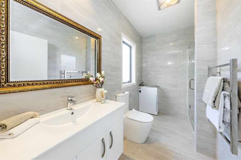 Photo of property in 33 Mcquoids Road, Flat Bush, Auckland, 2019