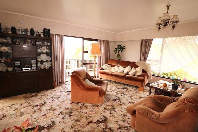 Photo of property in 28 Fairburn Road, Kaitaia, 0482