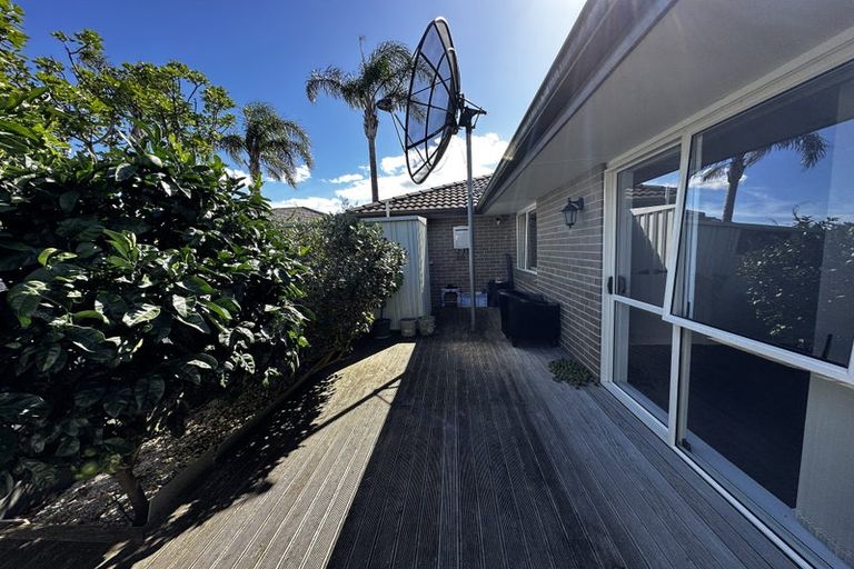 Photo of property in 73 Killarney Drive, Flat Bush, Auckland, 2019
