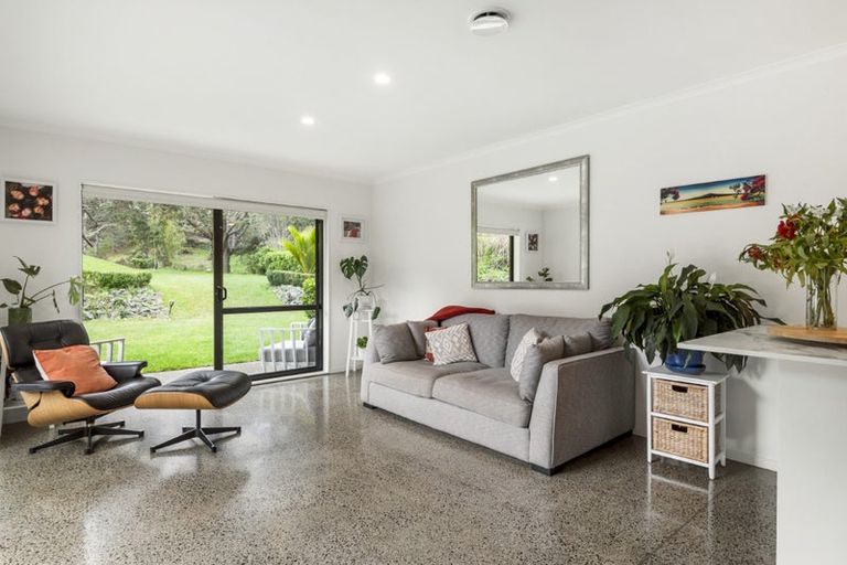 Photo of property in 108 Paremoremo Road, Lucas Heights, Auckland, 0632