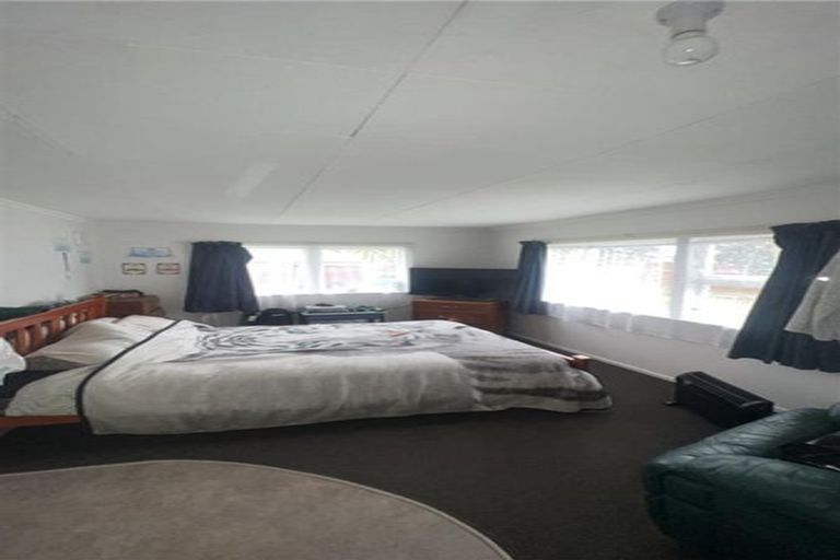 Photo of property in 38 Highbury Drive, Levin, 5510