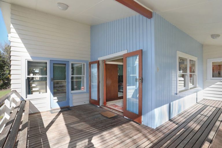 Photo of property in 19 Tiritoa Terrace, Feilding, 4702