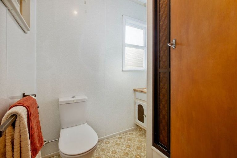 Photo of property in 4 Dover Road, Wainuiomata, Lower Hutt, 5014