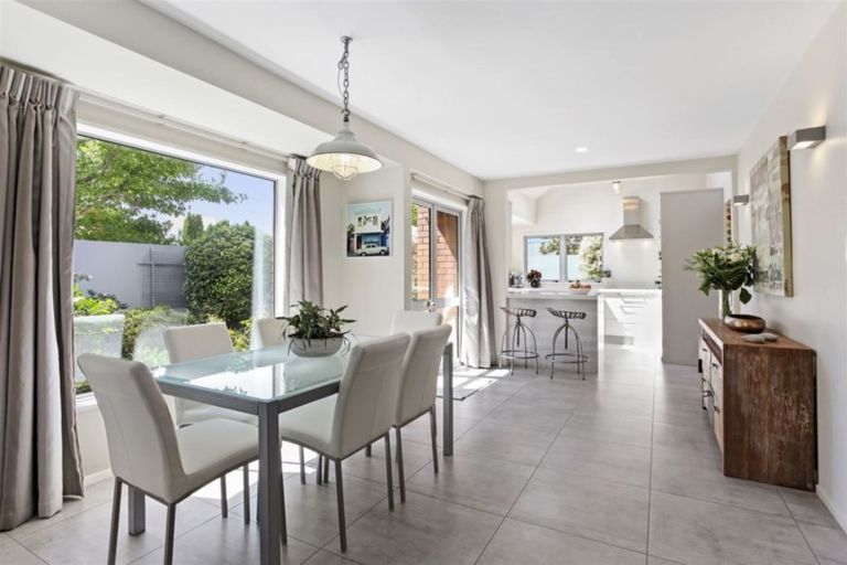 Photo of property in 70c Clyde Road, Ilam, Christchurch, 8041