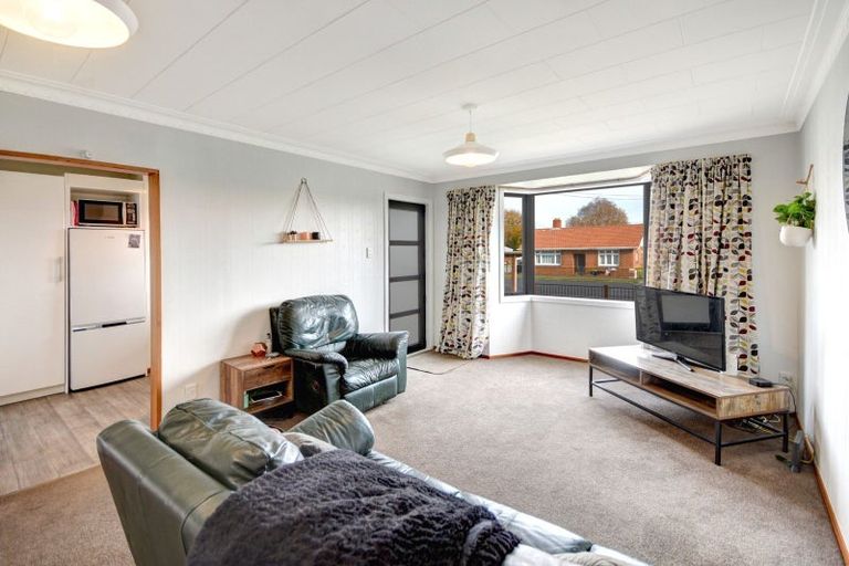 Photo of property in 17 Argyle Street, Mornington, Dunedin, 9011