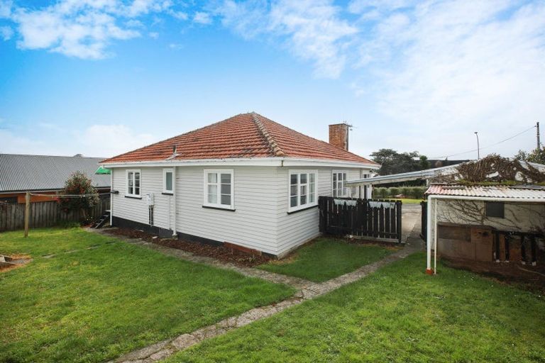 Photo of property in 17 Mitcham Avenue, Forest Lake, Hamilton, 3200