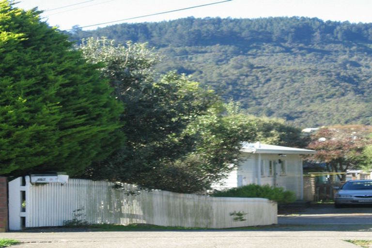 Photo of property in 157b George Street, Stokes Valley, Lower Hutt, 5019