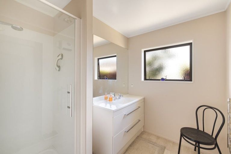 Photo of property in 2 Ngarimu Place, Mount Maunganui, 3116