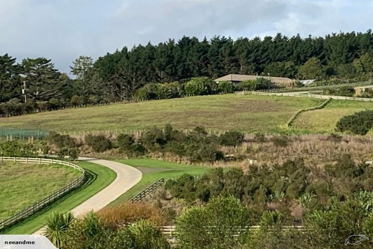 Photo of property in 52 Riordan Lane, Whitford, Manurewa, 2576